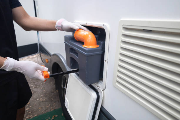 Best Portable bathroom rental  in Iyanbito, NM