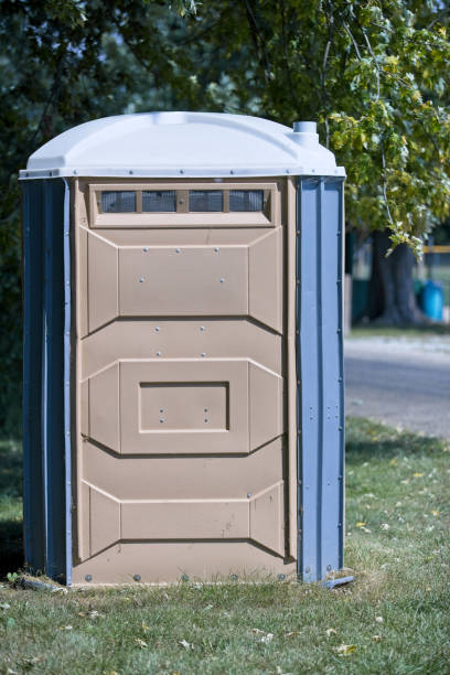 Best Sanitation services for porta potties  in Iyanbito, NM