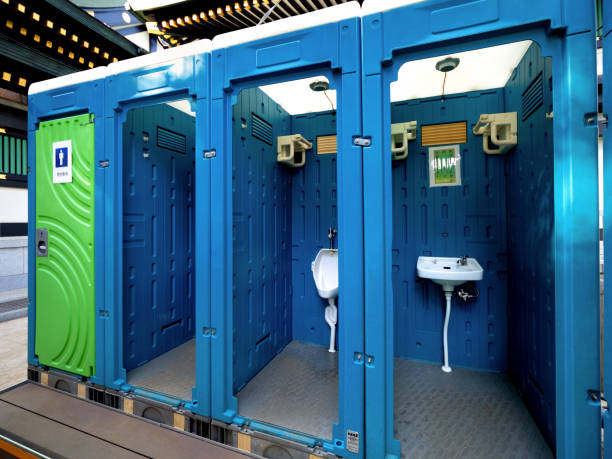 Best Luxury portable toilet rental  in Iyanbito, NM